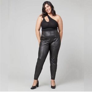 Spanx Leather Like Joggers Pants sz 1X